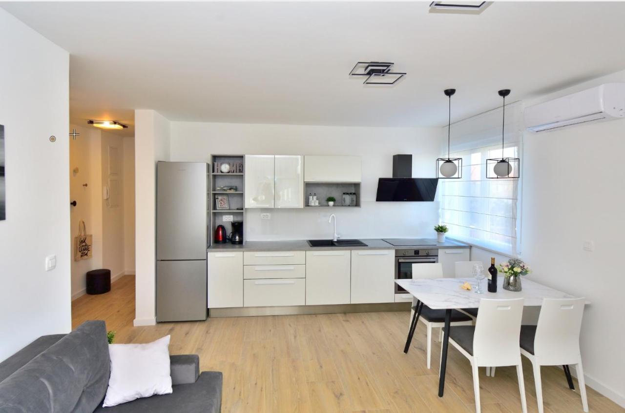 Apartment Maia Спліт Екстер'єр фото